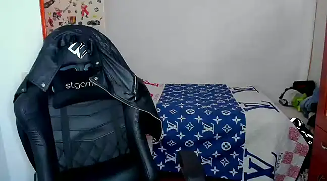 Tommy Bred online show from 02-02-25, 04:32