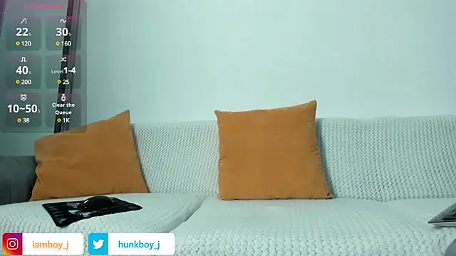 FitnessMaleModel online show from 12-18-24, 09:08