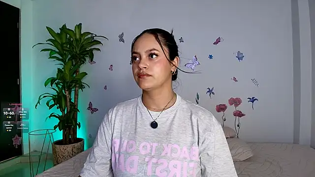 Snapshot of VICTORIABLACK_@xh chatting on 02-20-26, 07:25 VICTORIABLACK xh online show from 02-20-26, 07:25