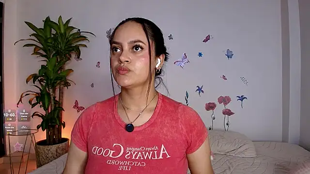 Snapshot of VICTORIABLACK_@xh chatting on 02-24-26, 07:34 VICTORIABLACK xh online show from 02-24-26, 07:34