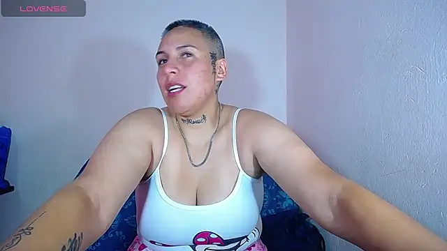 Yessi rousse online show from 01-22-25, 05:06