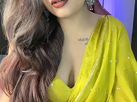 shanayaaa 1 online show from 09-17-25, 06:53