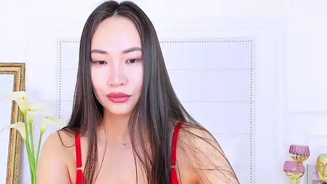 NaomiYuu online show from 02-23-25, 02:40