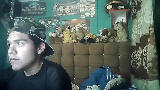 Snapshot of Valesh20 chatting on 12-01-25, 11:54 Valesh20 online show from 12-01-25, 11:54