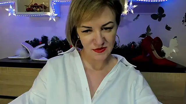 Snapshot of feliziaDesire chatting on 12-28-24, 09:52 feliziaDesire online show from 12-28-24, 09:52