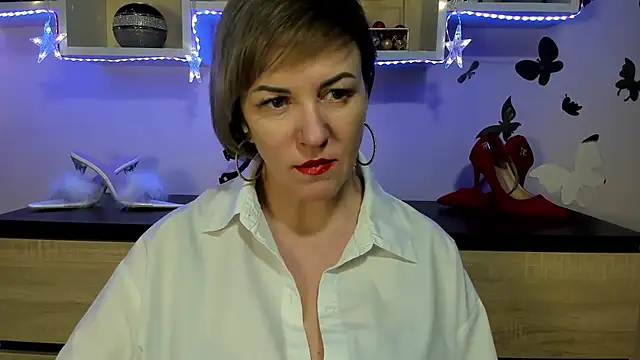 Snapshot of feliziaDesire chatting on 01-24-25, 08:44 feliziaDesire online show from 01-24-25, 08:44