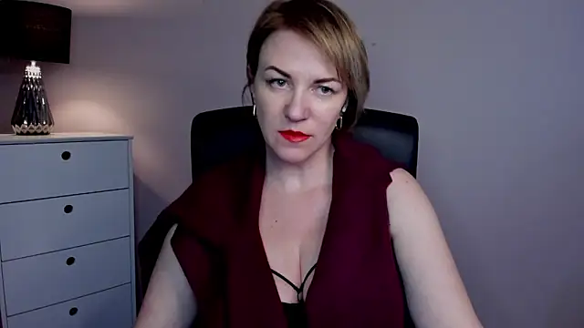 Snapshot of feliziaDesire chatting on 02-12-25, 05:48 feliziaDesire online show from 02-12-25, 05:48
