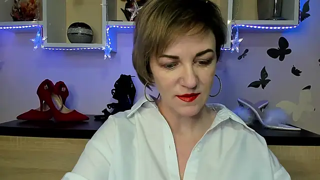 Snapshot of feliziaDesire chatting on 02-15-25, 07:06 feliziaDesire online show from 02-15-25, 07:06