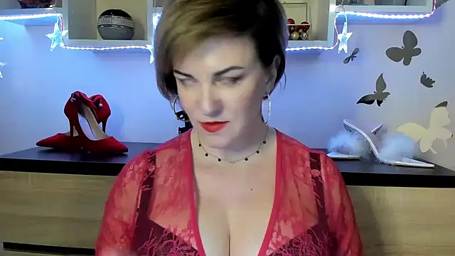 Snapshot of feliziaDesire chatting on 03-02-25, 10:03 feliziaDesire online show from 03-02-25, 10:03