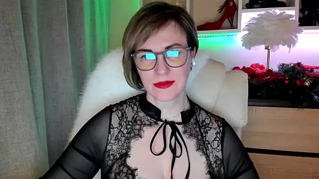 feliziaDesire online show from 12-22-25, 07:55