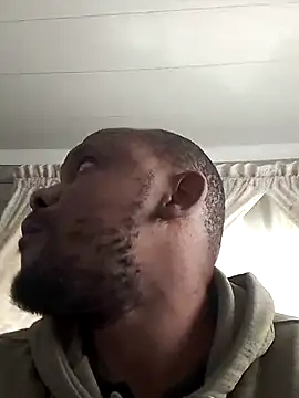 Snapshot of TheTwist chatting on 02-20-25, 07:45 TheTwist online show from 02-20-25, 07:45