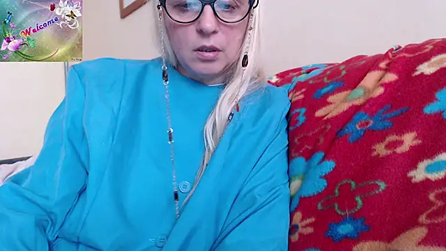 Snapshot of martachatte chatting on 09-23-25, 07:22 martachatte online show from 09-23-25, 07:22