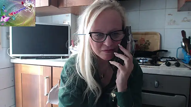 martachatte online show from 11-15-25, 09:28