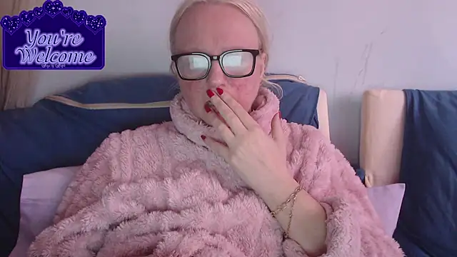 martachatte online show from 03-25-26, 08:42