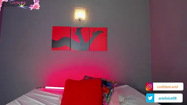 ariel35 online show from 03-07-25, 01:20