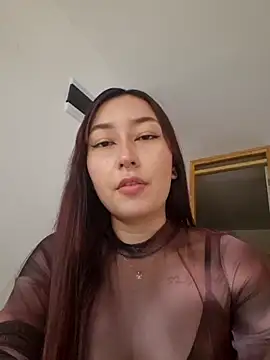 Snapshot of ariel35 chatting on 05-17-26, 06:48 ariel35 online show from 05-17-26, 06:48