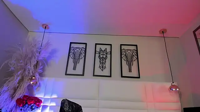 Snapshot of Rebeca_jones chatting on 11-16-25, 12:55 Rebeca jones online show from 11-16-25, 12:55