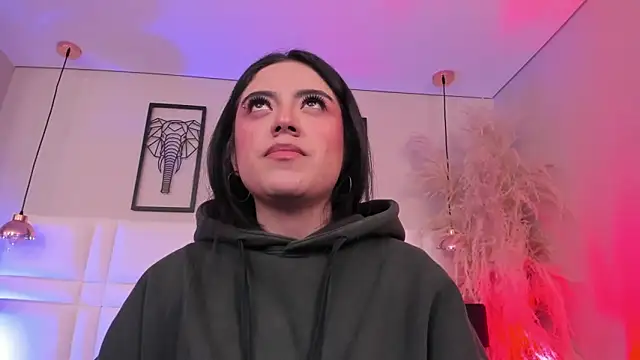 Snapshot of Rebeca_jones chatting on 12-03-25, 12:14 Rebeca jones online show from 12-03-25, 12:14