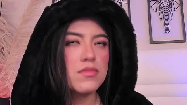 Snapshot of Rebeca_jones chatting on 12-05-25, 12:25 Rebeca jones online show from 12-05-25, 12:25