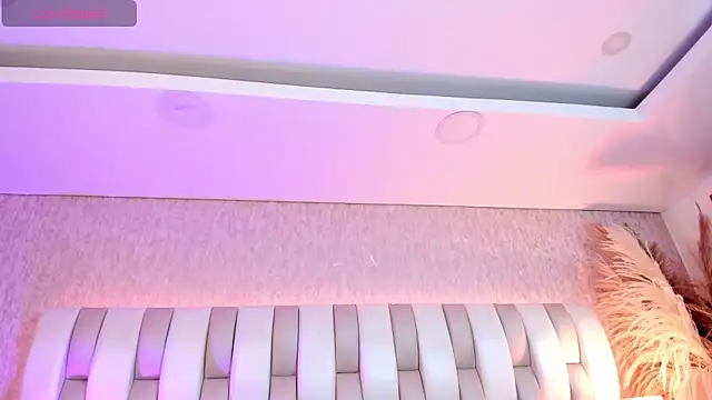 Rebeca jones online show from 03-13-26, 12:12