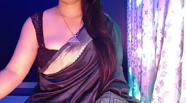 janifer001 online show from 01-11-25, 12:33