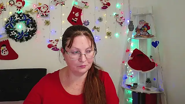 VanessaHotts online show from 12-26-24, 05:08