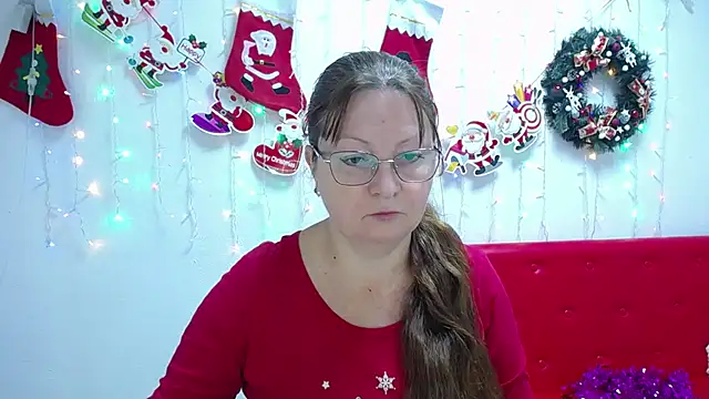 VanessaHotts online show from 12-28-24, 06:17