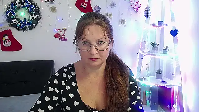VanessaHotts online show from 01-09-25, 03:23