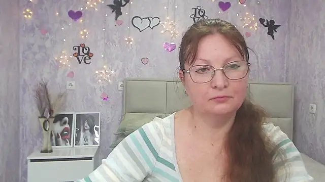 VanessaHotts online show from 03-05-25, 09:05