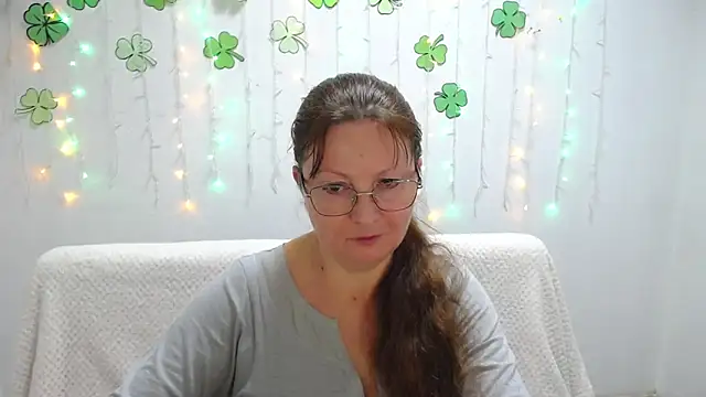 VanessaHotts online show from 03-22-25, 12:25