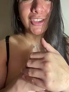 Snapshot of BustiBunny69 chatting on 02-18-25, 05:20 BustiBunny69 online show from 02-18-25, 05:20