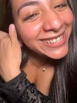 Snapshot of BustiBunny69 chatting on 10-11-25, 02:11 BustiBunny69 online show from 10-11-25, 02:11