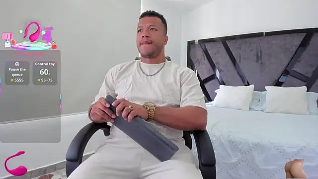 AnnieAndStefan online show from 10-22-25, 01:55