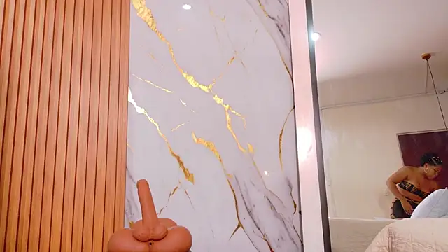 Snapshot of naughty_ebonyy chatting on 11-25-25, 02:55 naughty ebonyy online show from 11-25-25, 02:55