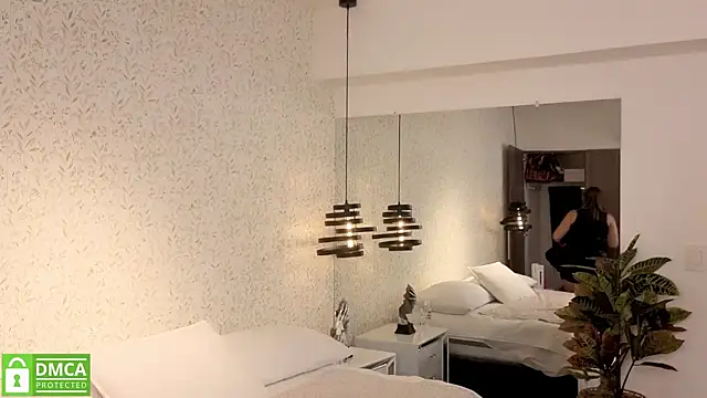 Snapshot of ELA_PS chatting on 09-19-25, 12:06 ELA PS online show from 09-19-25, 12:06