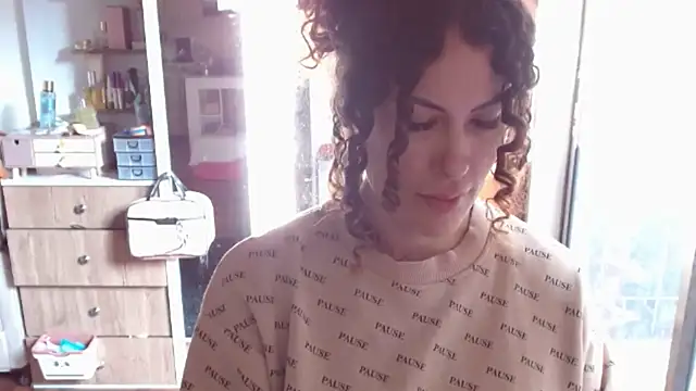 Snapshot of chanell_tattoo chatting on 09-19-25, 09:37 chanell tattoo online show from 09-19-25, 09:37