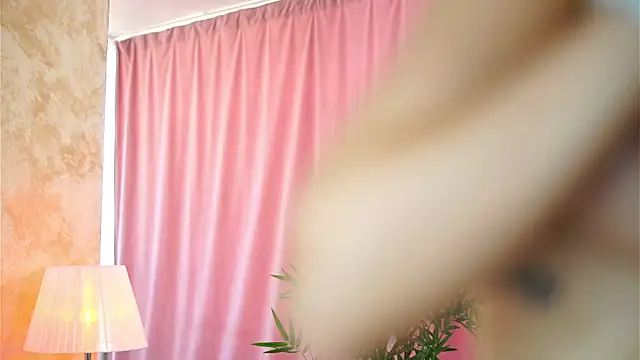 ArtTeasee online show from 01-23-25, 12:30