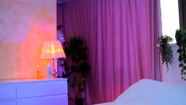 ArtTeasee online show from 11-27-25, 09:11