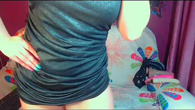 Snapshot of milflovelyxxx chatting on 05-09-26, 10:20 milflovelyxxx online show from 05-09-26, 10:20