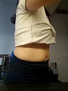 Snapshot of milflovelyxxx chatting on 05-31-26, 01:29 milflovelyxxx online show from 05-31-26, 01:29