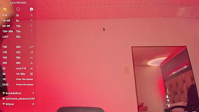 Emmily Savage online show from 02-05-25, 10:19