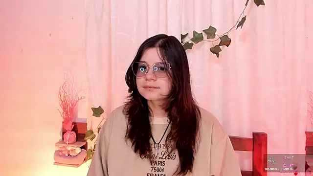 Snapshot of Mey_moon chatting on 02-12-25, 04:22 Mey moon online show from 02-12-25, 04:22