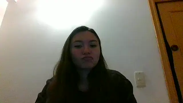 Snapshot of _andygirl chatting on 12-12-24, 04:04  andygirl online show from 12-12-24, 04:04