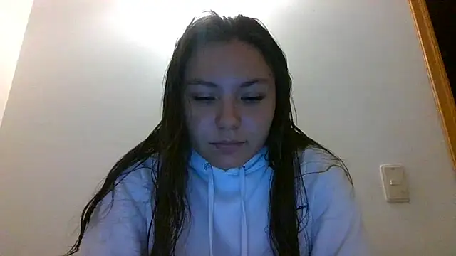 Snapshot of _andygirl chatting on 12-27-24, 10:59  andygirl online show from 12-27-24, 10:59