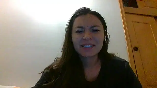 Snapshot of _andygirl chatting on 01-21-25, 02:33  andygirl online show from 01-21-25, 02:33