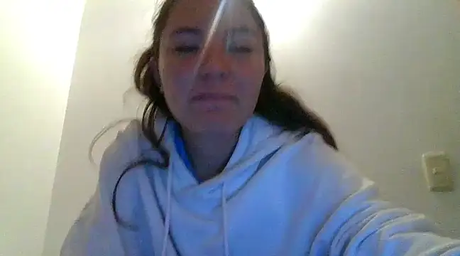 Snapshot of _andygirl chatting on 02-14-25, 03:11  andygirl online show from 02-14-25, 03:11