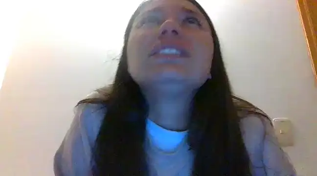 Snapshot of _andygirl chatting on 03-15-25, 04:13  andygirl online show from 03-15-25, 04:13
