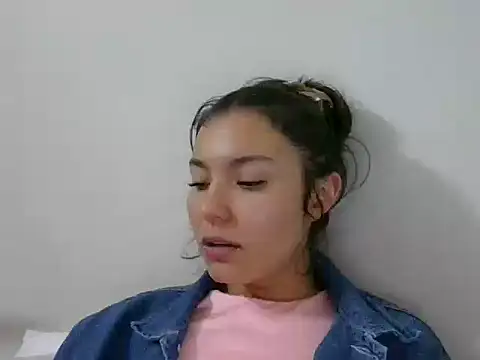 Snapshot of _andygirl chatting on 10-22-25, 11:59  andygirl online show from 10-22-25, 11:59