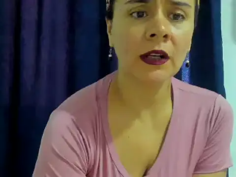 Snapshot of Sami_Hotie1 chatting on 12-23-24, 08:57 Sami Hotie1 online show from 12-23-24, 08:57