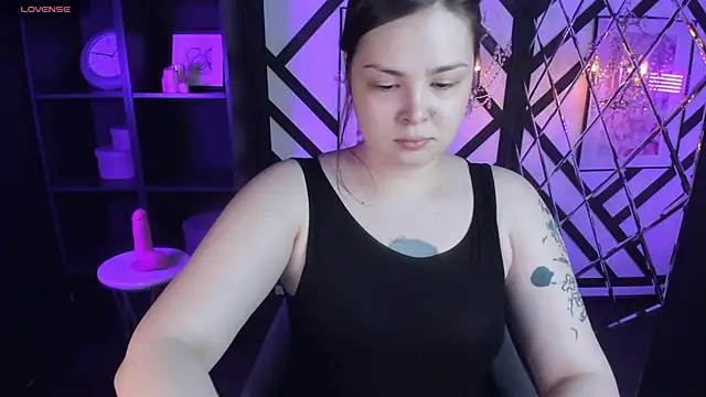 Mayayammy online show from 02-20-25, 01:40